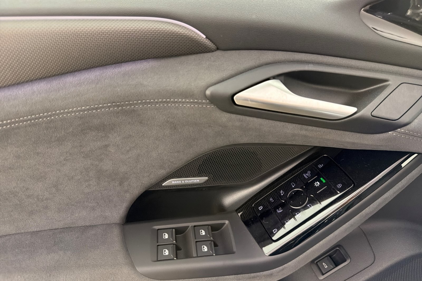 New 2027 Magnet Gray Audi Premium Plus quattro image 10