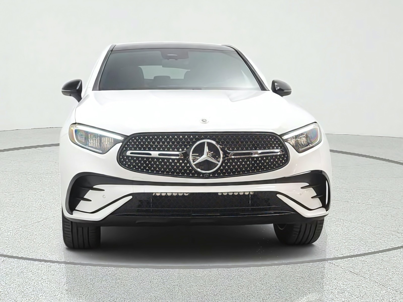 New 2027 Polar White Mercedes-Benz GLC 300 4MATIC® Coupe image 2