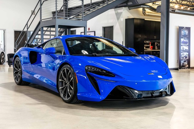 Used Car 2023 Mclaren Artura  For Sale Under $200,000 In Boerne, Texas