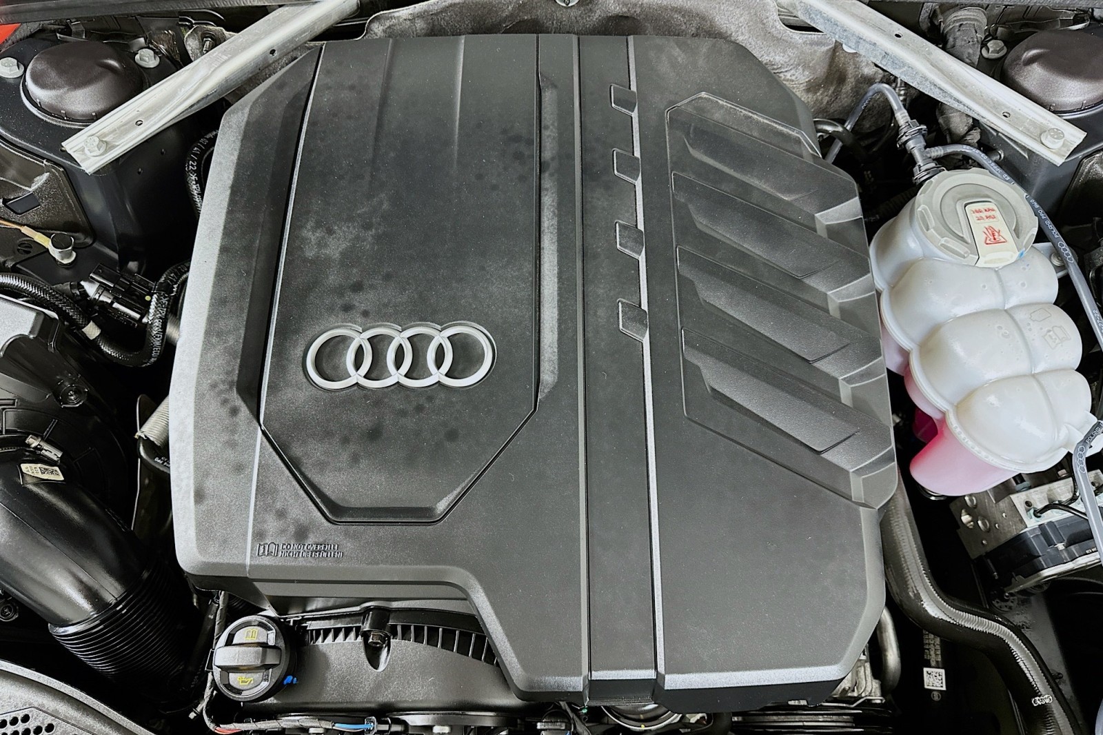 Used 2023 Manhattan Gray Metallic Audi Premium image 13