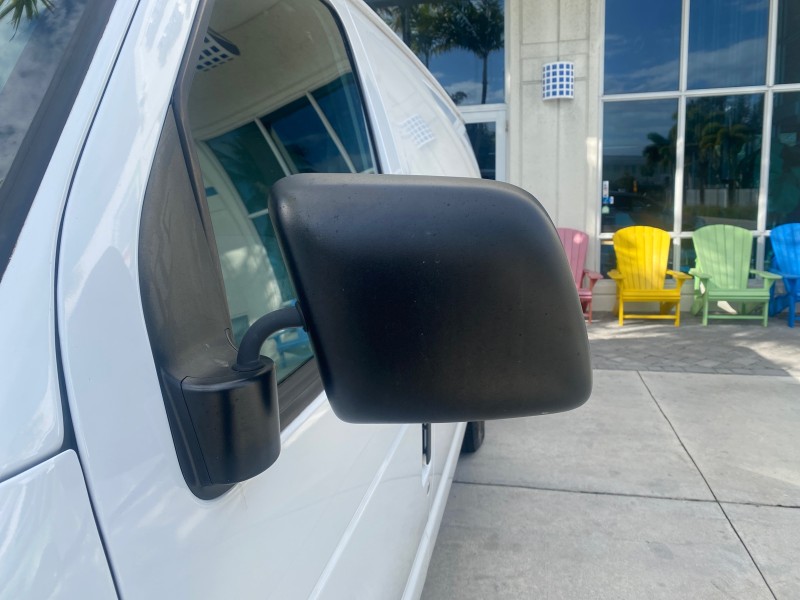 2000 Ford Econoline Cargo Van LOW MILES 68,046 in , 