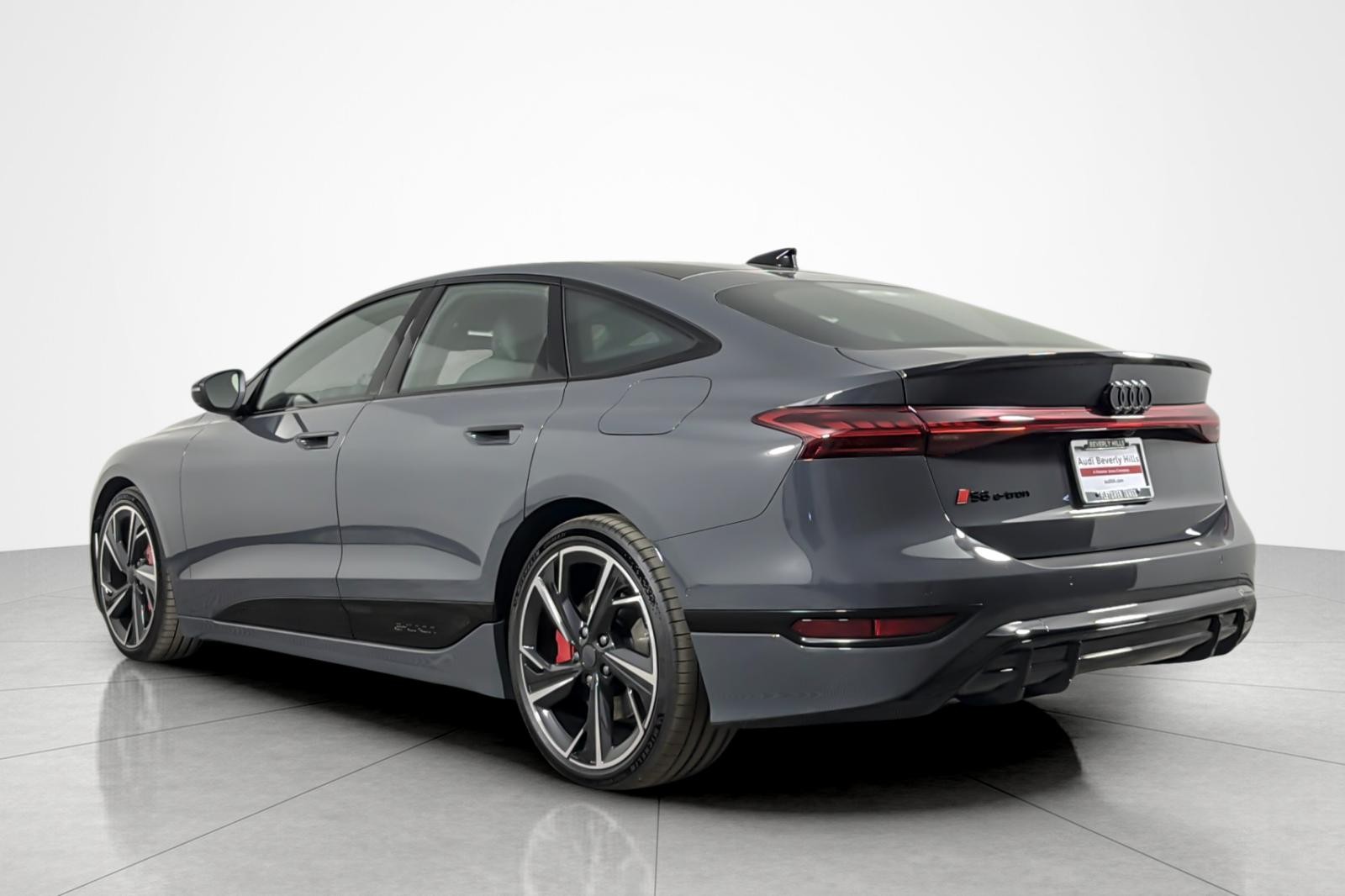 New 2027 Magnet Gray Audi Premium Plus quattro image 4