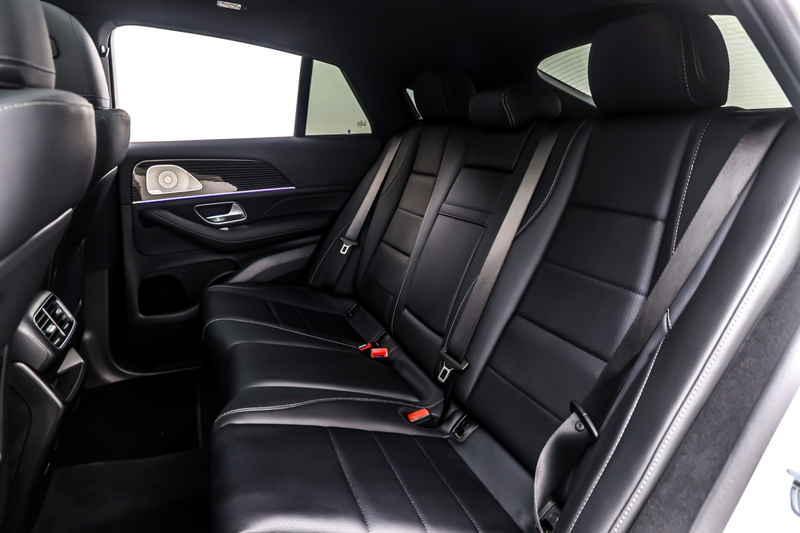 New 2026 Polar White Mercedes-Benz GLE 450 image 8