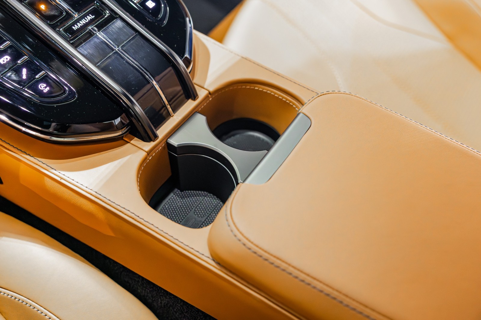 Used Car 2025 Aston Martin Vantage  For Sale Under $210,000 In Boerne, Texas