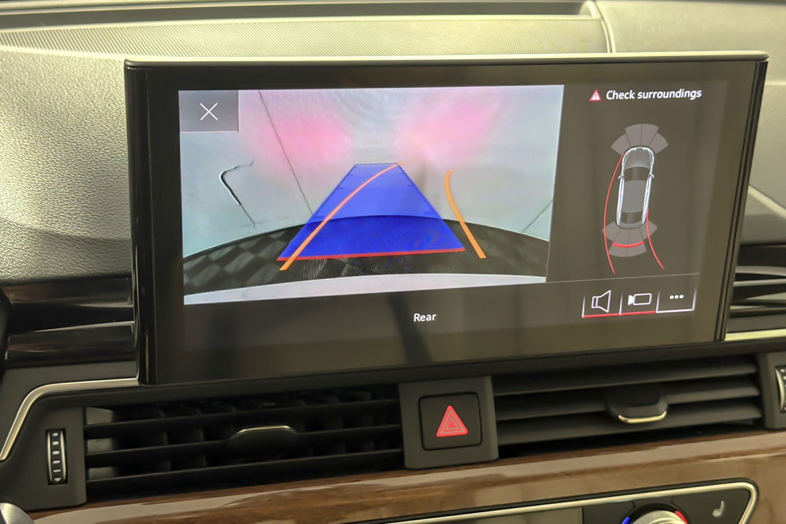 Used 2022 Ibis White Audi Premium 40 TFSI quattro image 17