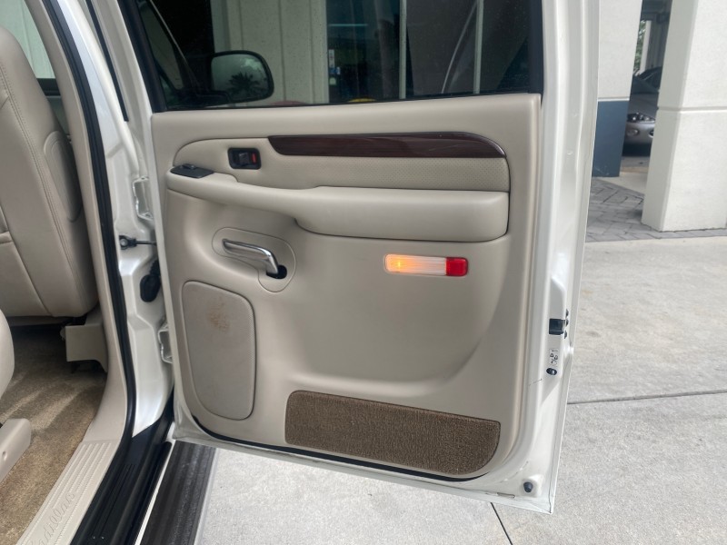 2003 Cadillac Escalade ESV SUV PEARL WHITE 4WD/AWD in , 