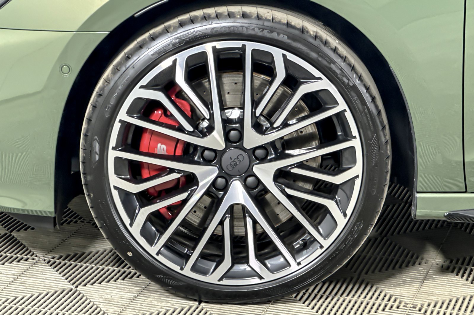 New 2026 District Green Metallic Audi quattro image 25