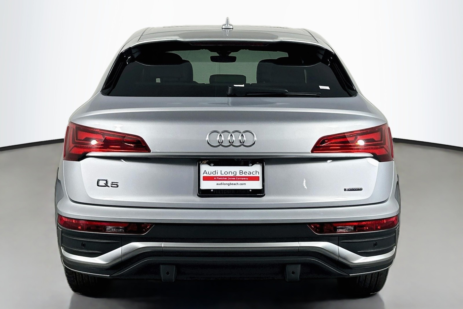 Used 2023 Florett Silver Metallic Audi S line Premium image 3