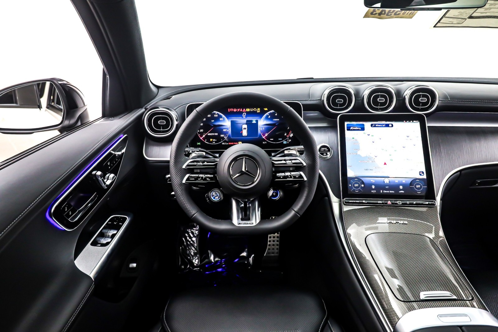 New 2026 Polar White Mercedes-Benz AMG® GLC 43 image 4