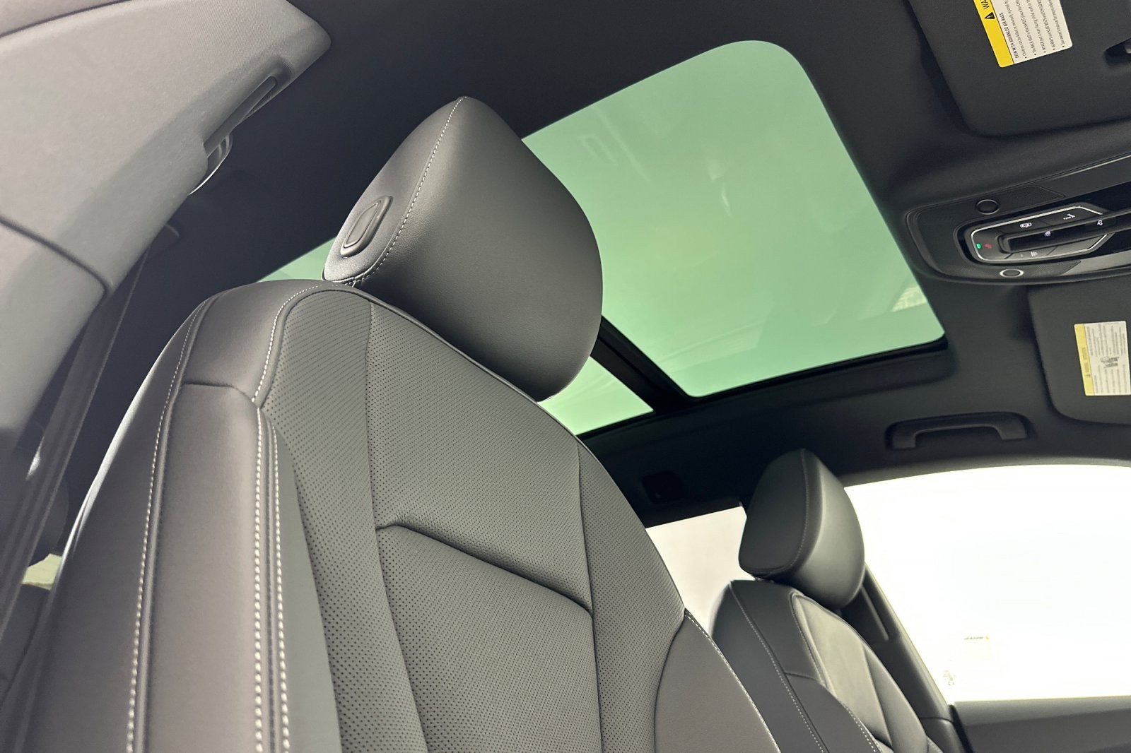 New 2026 Daytona Gray Pearl Effect Audi Premium Plus quattro image 16