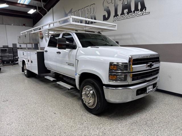 2020 Chevrolet Silverado MD 5500 Duramax RWD Utility/ Service Bed in , 