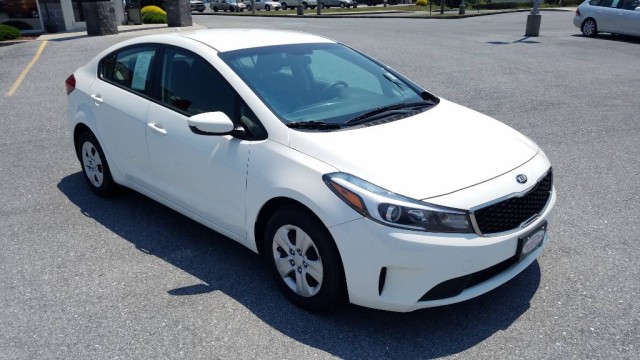 2017-Kia-Forte-LX 2017-Kia-Forte-LX