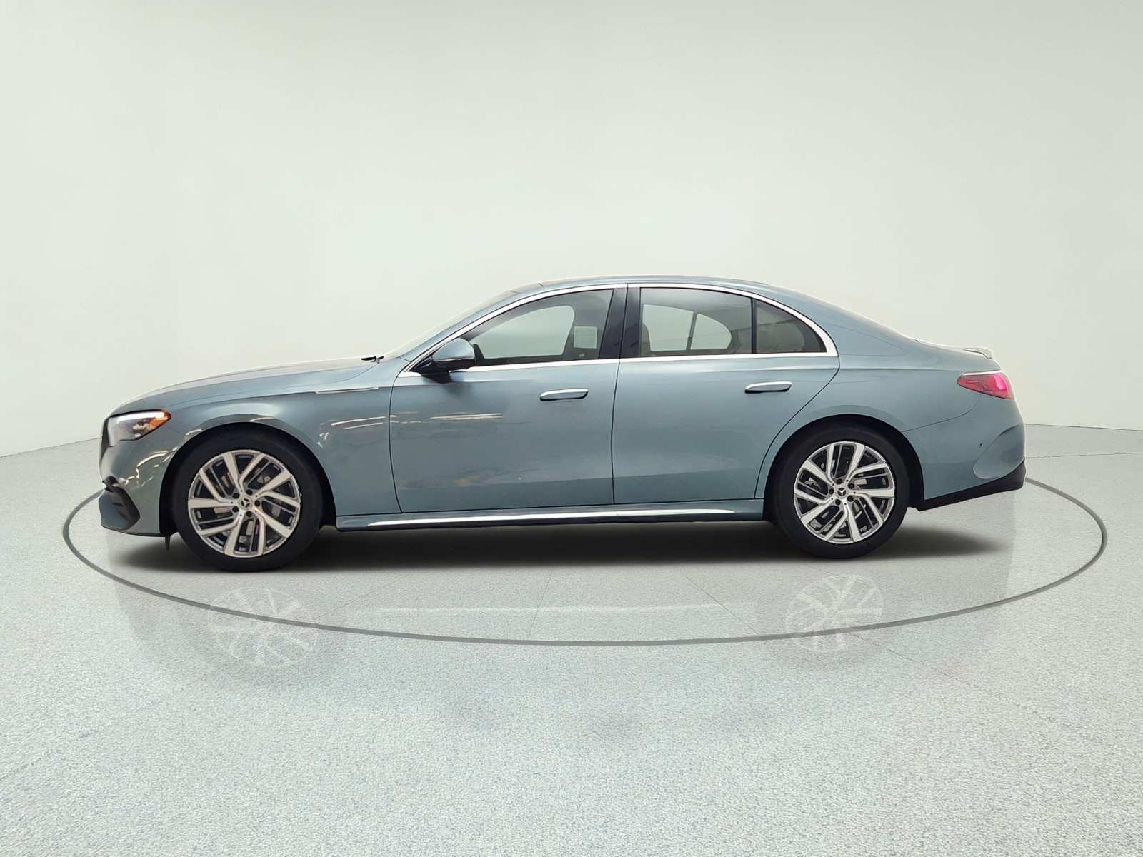 New 2027 Verde Silver Metallic Mercedes-Benz E 350 RWD Sedan image 8