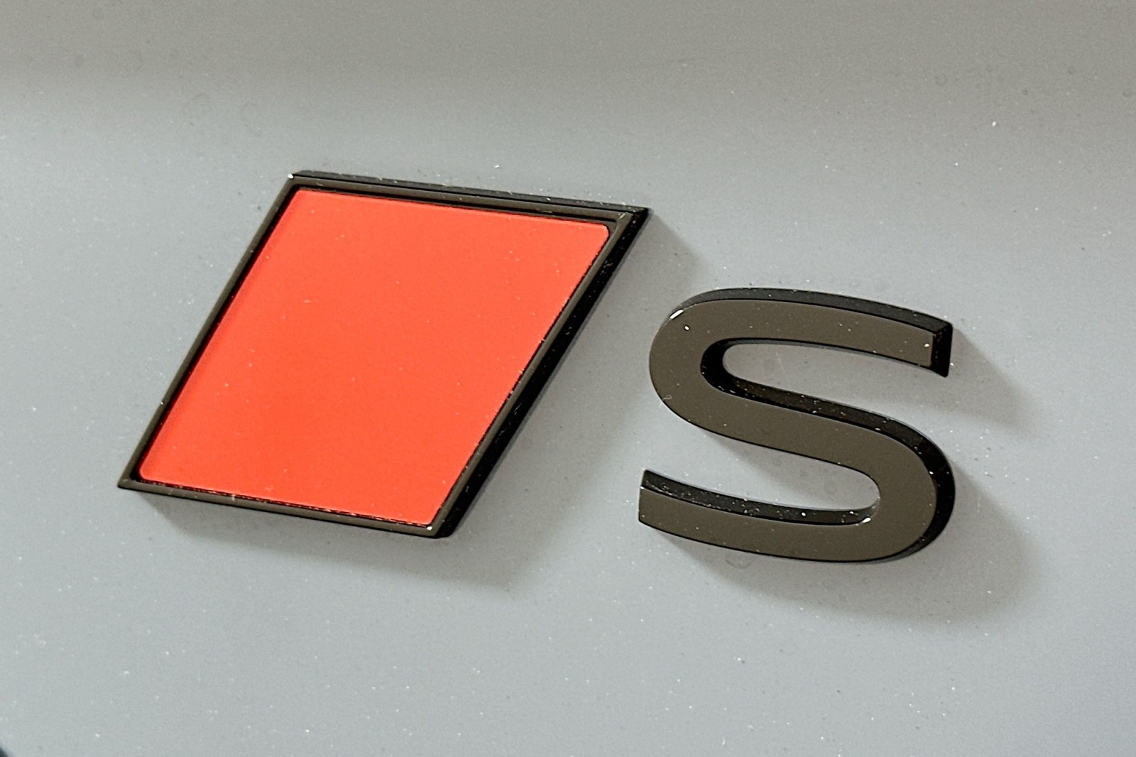 New 2026 Kemora Gray Metallic Audi Premium Plus image 10