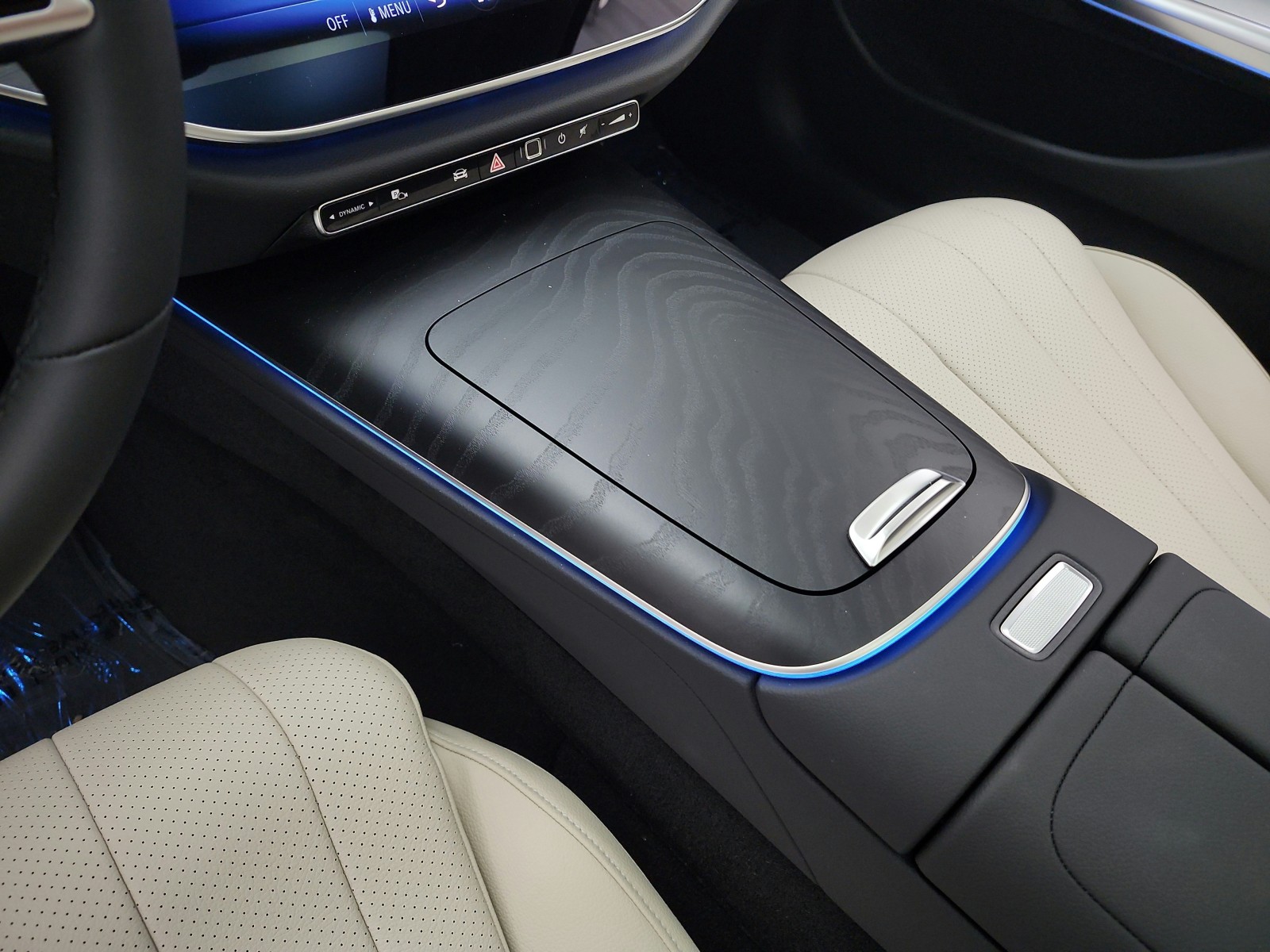 New 2026 Nautical Blue Metallic Mercedes-Benz E 350 image 9