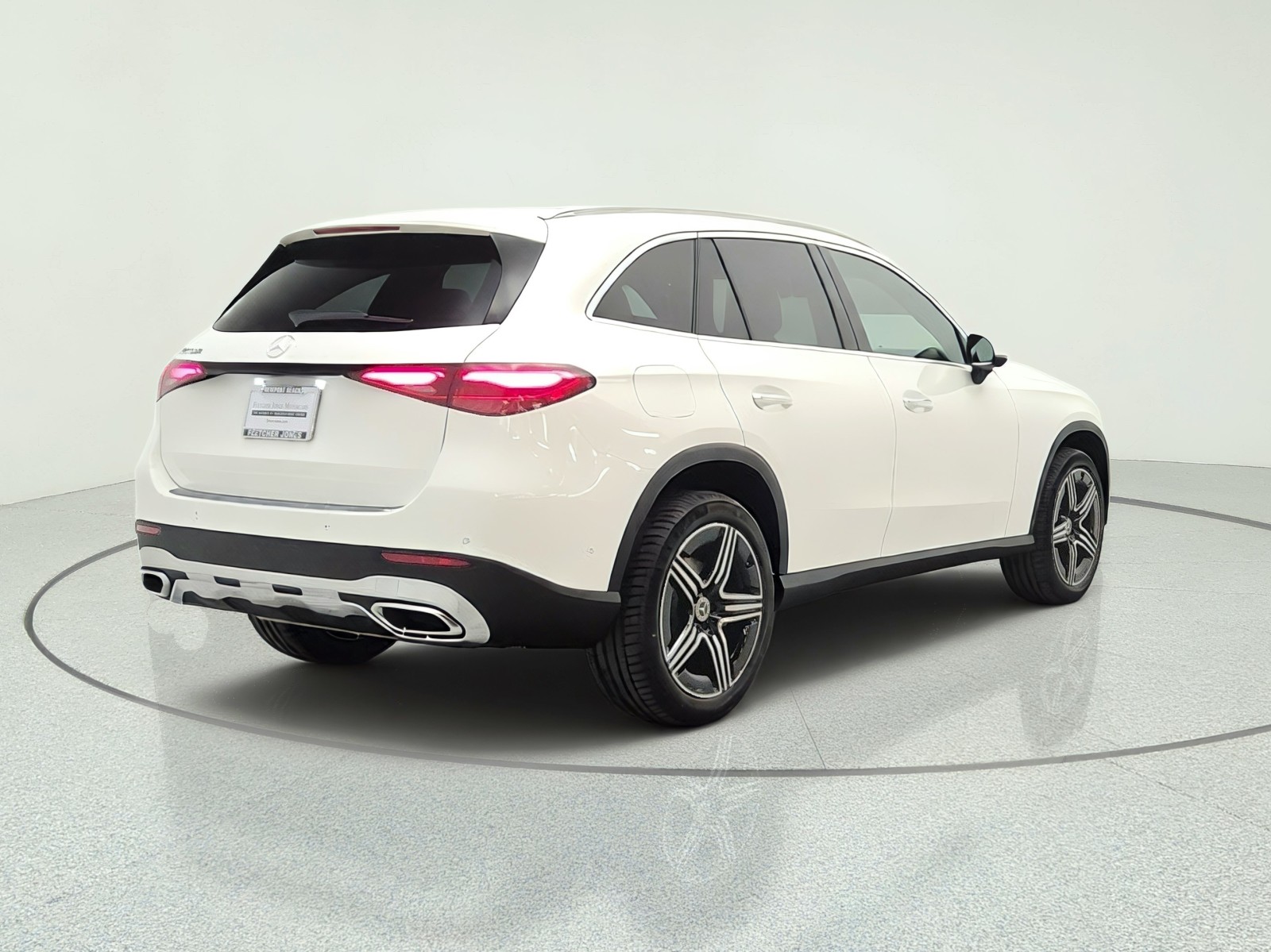 New 2027 Polar White Mercedes-Benz GLC 300 SUV image 5