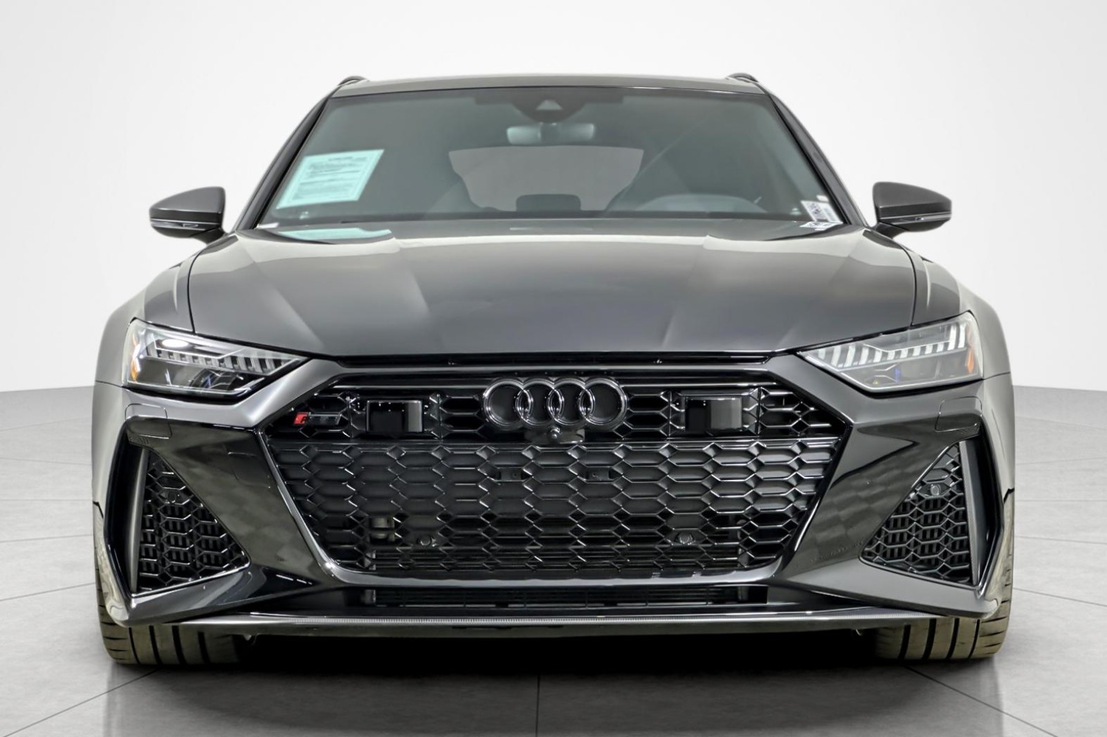 Used 2024 Mythos Black Metallic Audi performance 4.0 TFSI quattro image 8