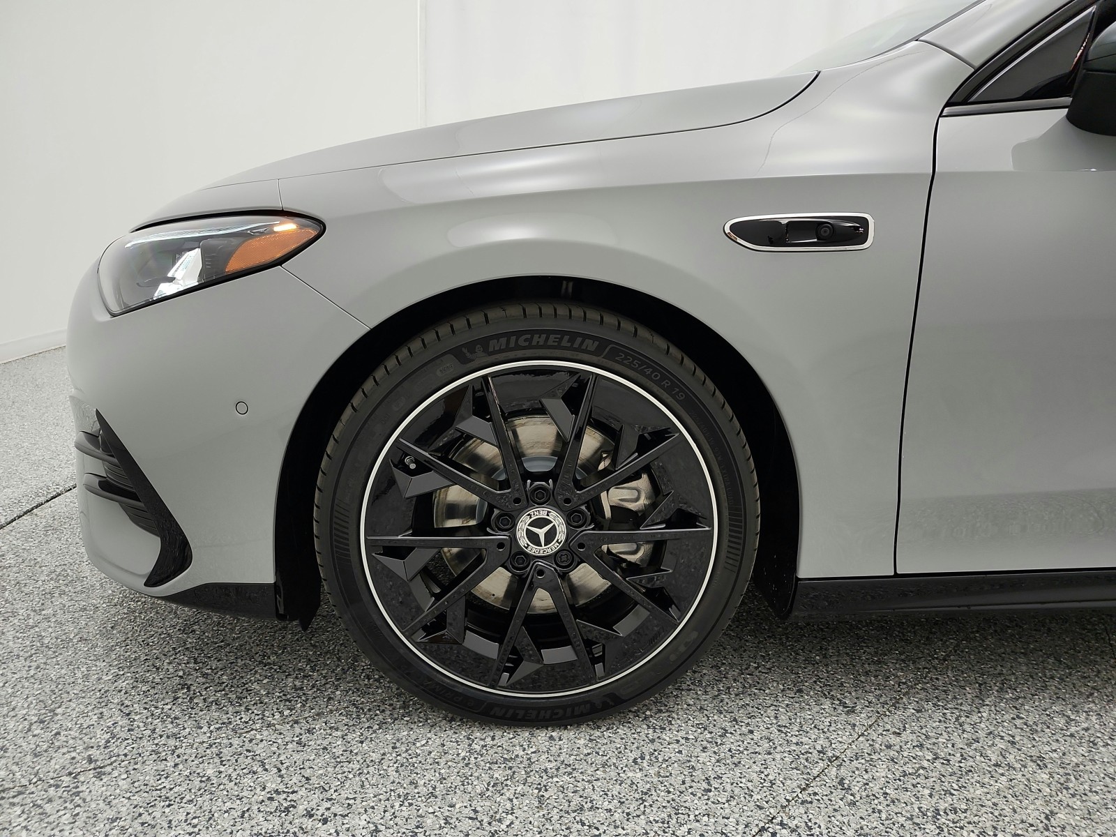 New 2027 MANUFAKTUR Alpine Grey Mercedes-Benz CLA 250+ Electric RWD image 13