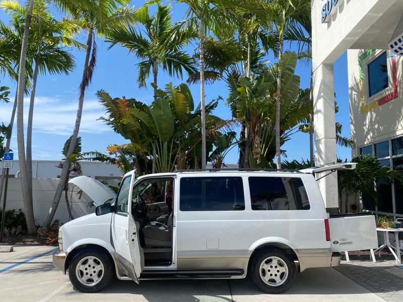 2005 Chevrolet Astro Passenger LT LOW MILES 67,376 1 OWNER in , 
