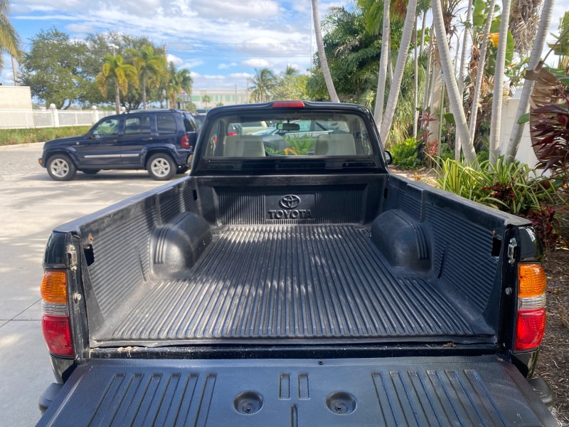 2002 Toyota Tacoma 1 OWNER AUTO AC 4 CYL in , 