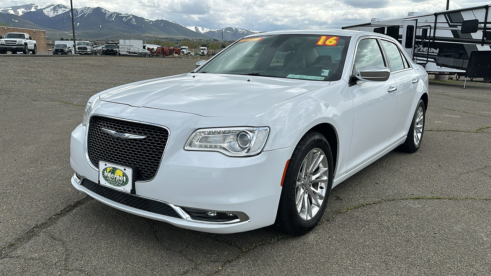 2016 Chrysler 300 300C 7