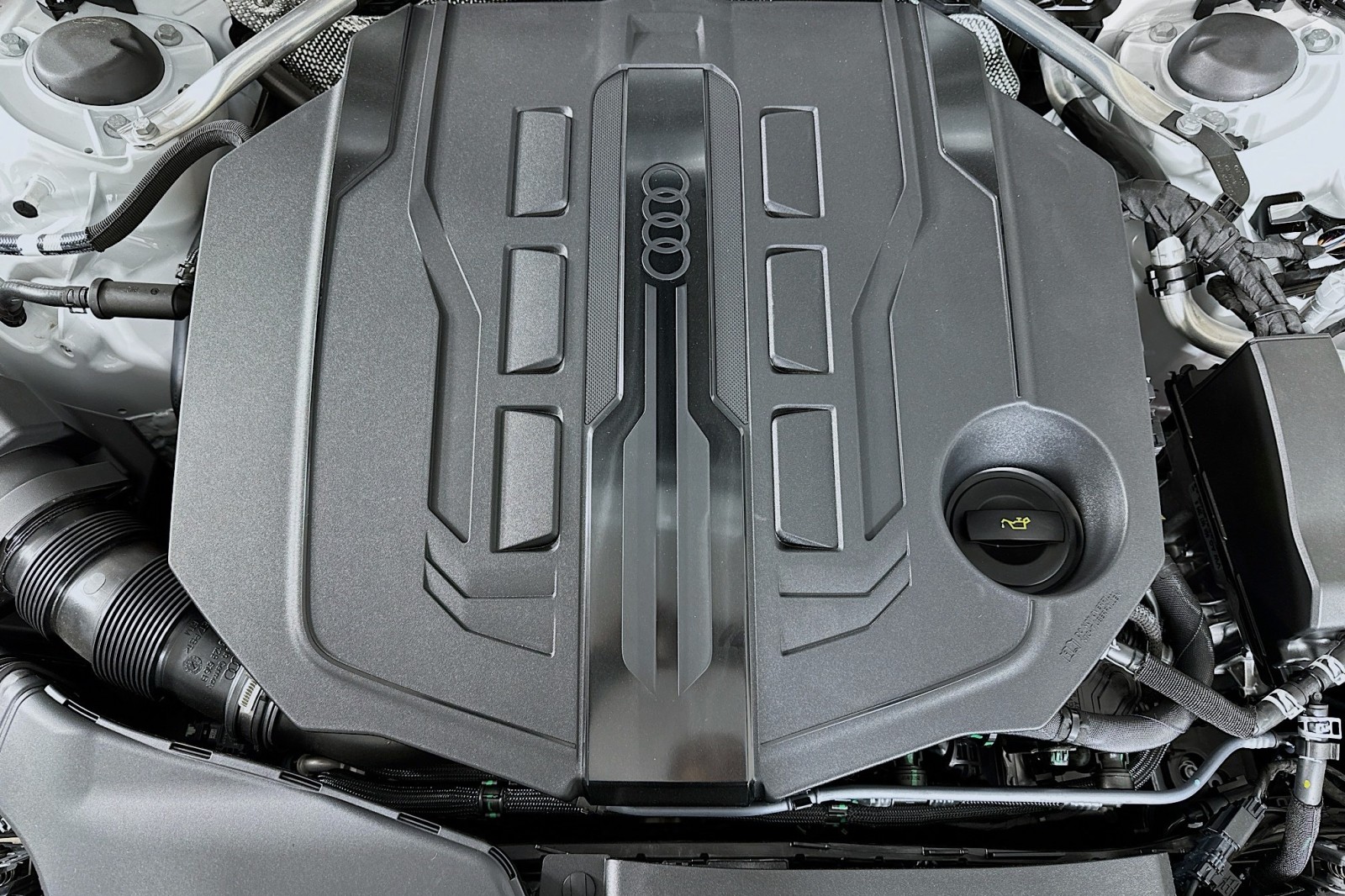 New 2026 Glacier White Metallic Audi Premium Plus image 12