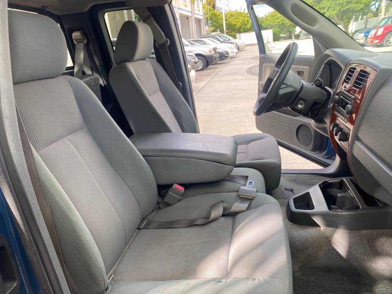 2005 Dodge Dakota SLT LOW MILES 69,842 4WD CLUB in , 