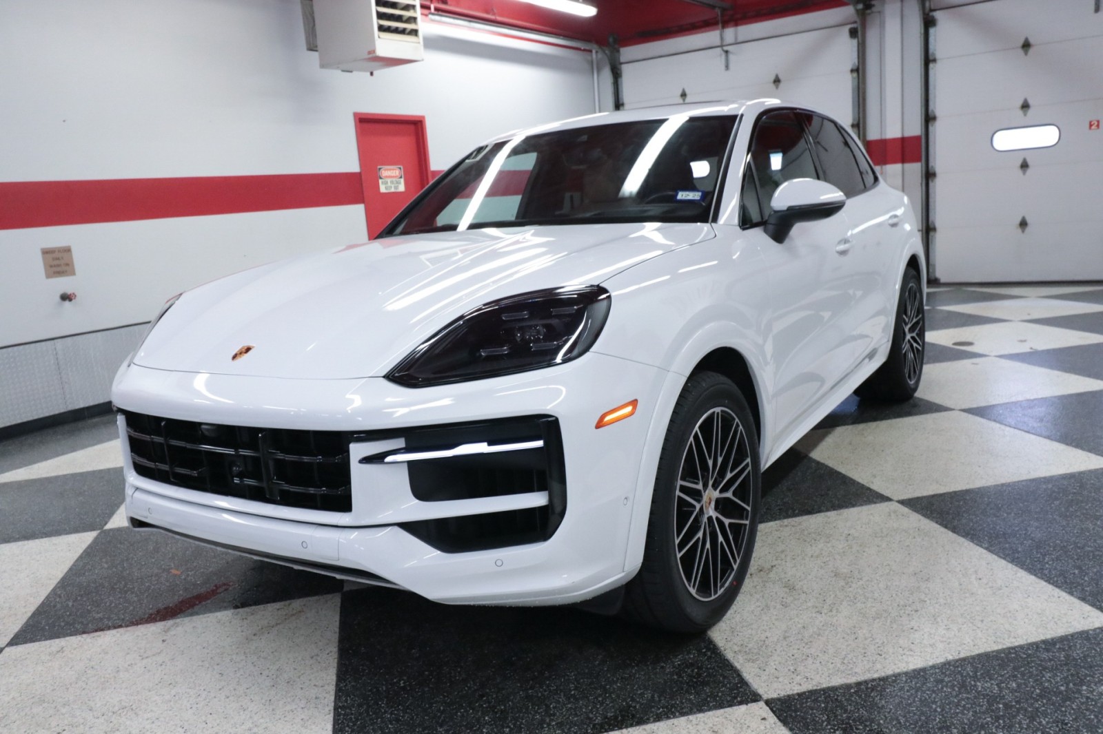 Used Car 2024 Porsche Cayenne  For Sale Under $70,000 In Austin, Texas