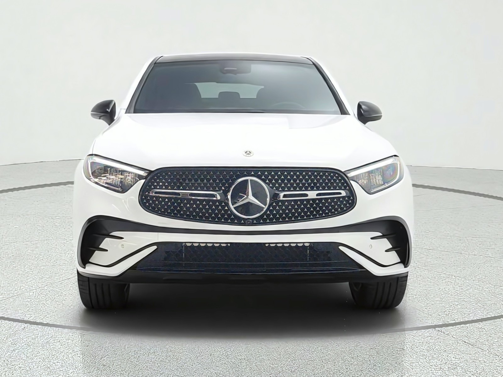 New 2027 Polar White Mercedes-Benz GLC 300 4MATIC® Coupe image 2