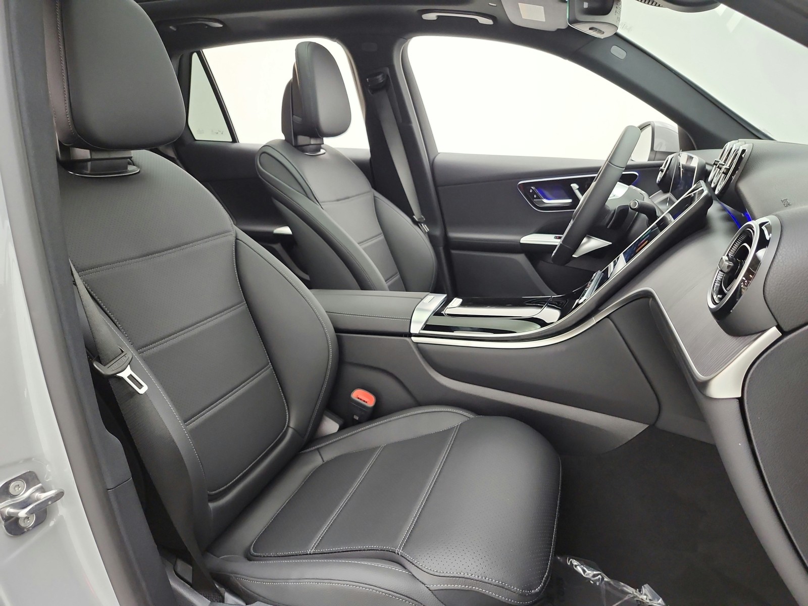 New 2027 MANUFAKTUR Alpine Grey Mercedes-Benz GLC 300 SUV image 14