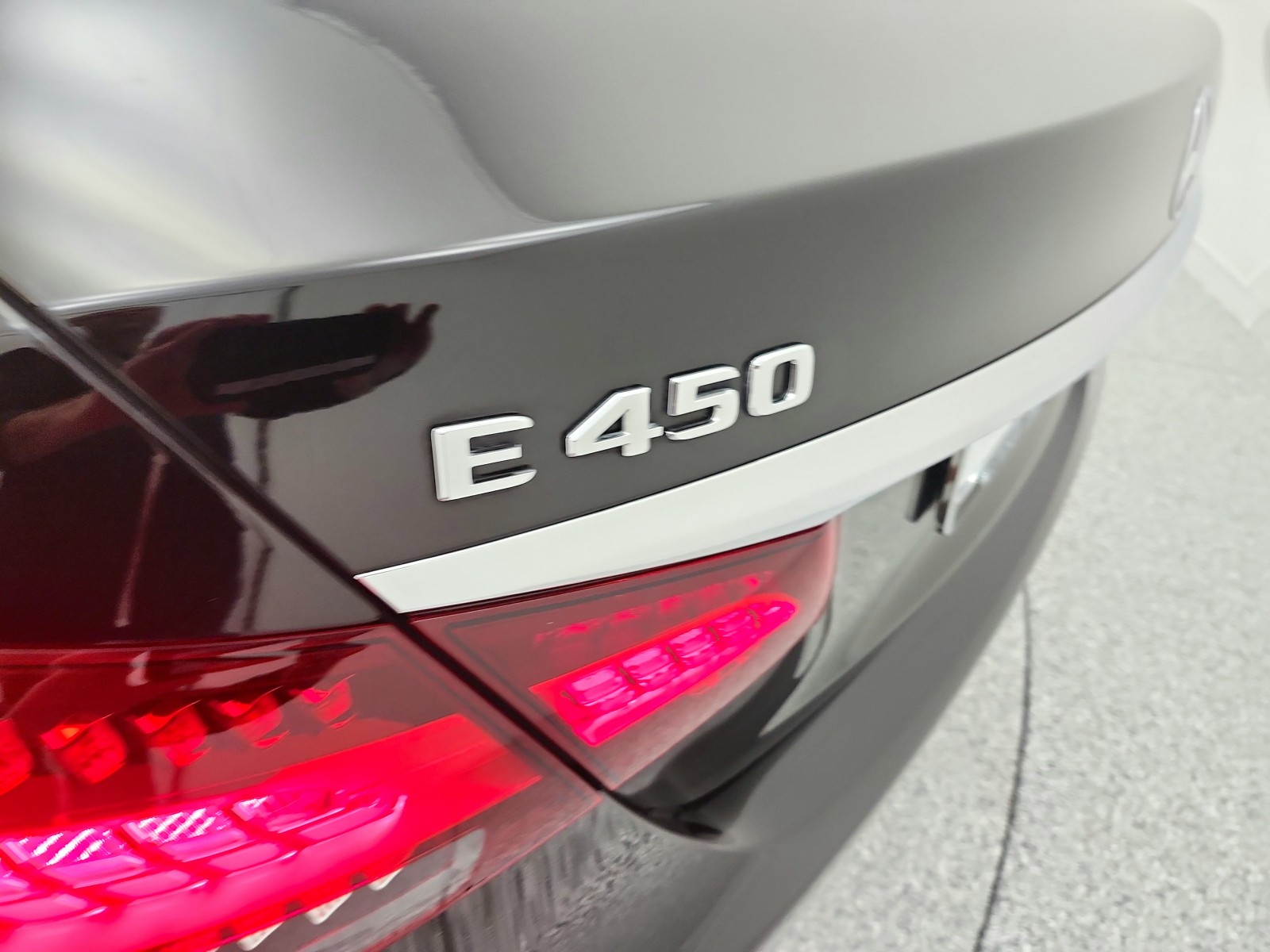 Used 2022 Black Mercedes-Benz E 450 4MATIC® Sedan image 24