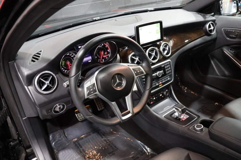 2015 Mercedes-Benz GLA45 AMG 4-Matic 4dr Suv in , 