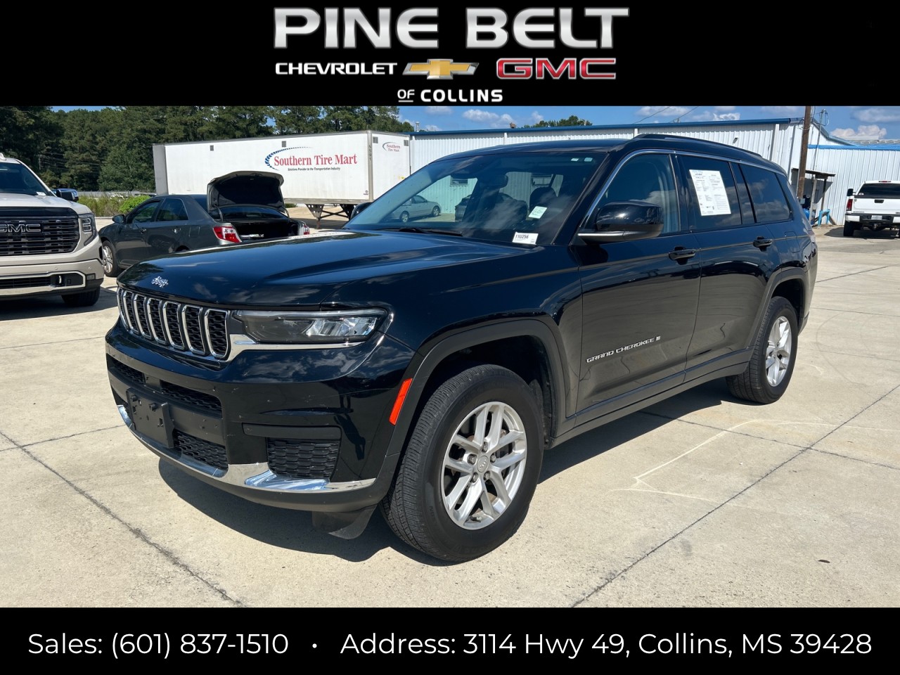  2023 Jeep Grand Cherokee L Laredo RWD   