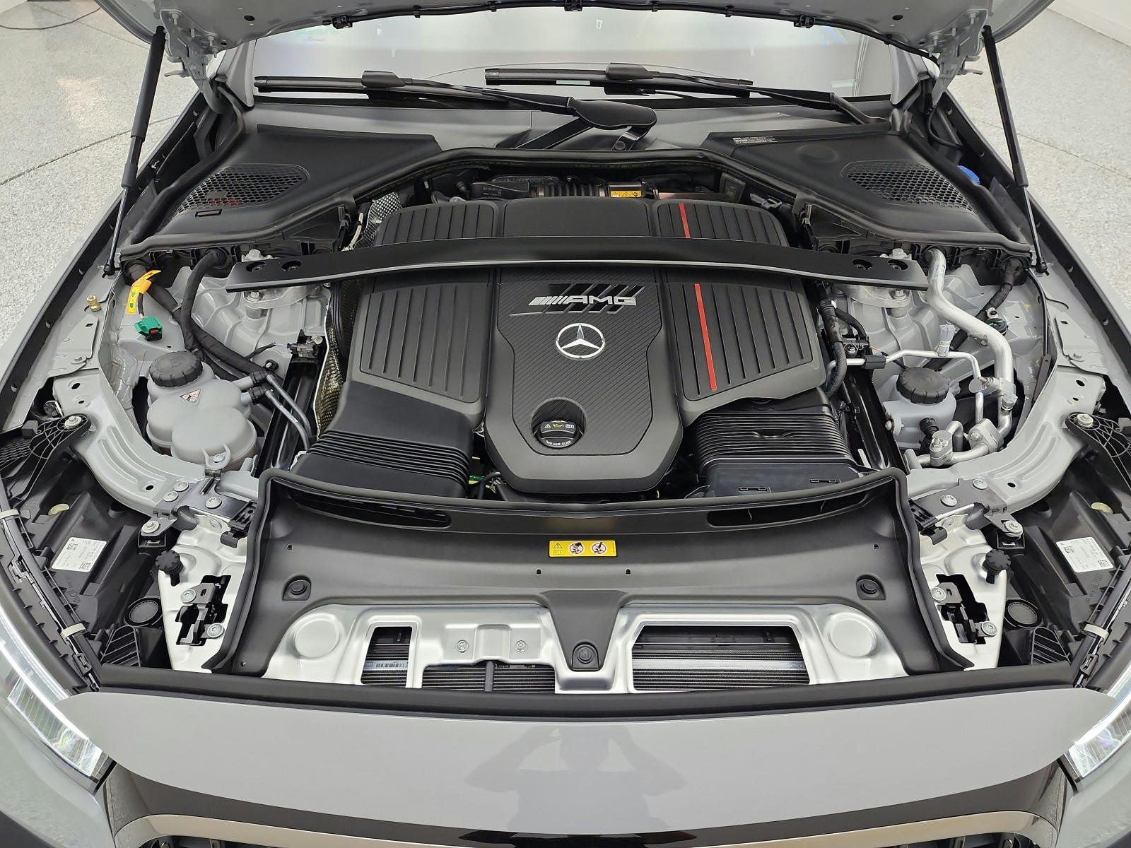 New 2027 MANUFAKTUR Alpine Grey Mercedes-Benz AMG® E 53 Hybrid Sedan image 12