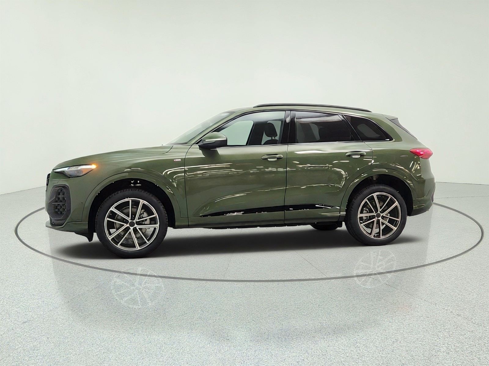 New 2026 District Green Metallic Audi Premium Plus 2.0 TFSI quattro image 8