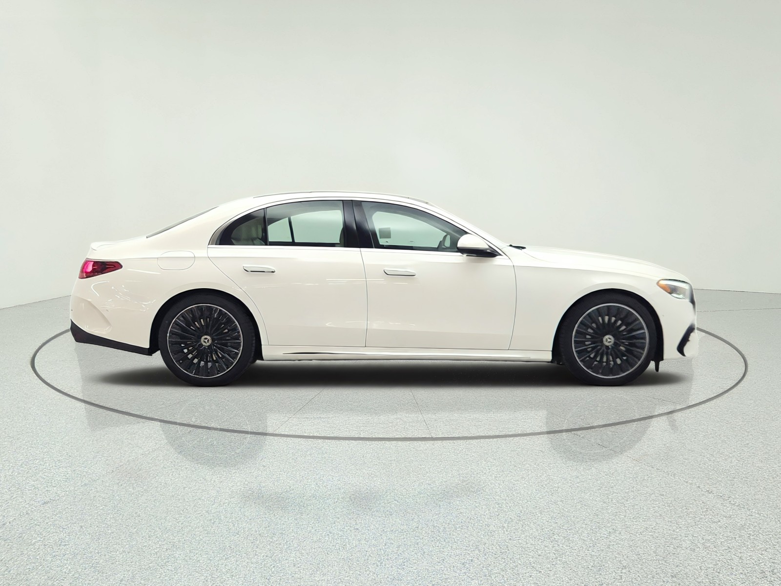 New 2027 Polar White Mercedes-Benz E 350 RWD Sedan image 4