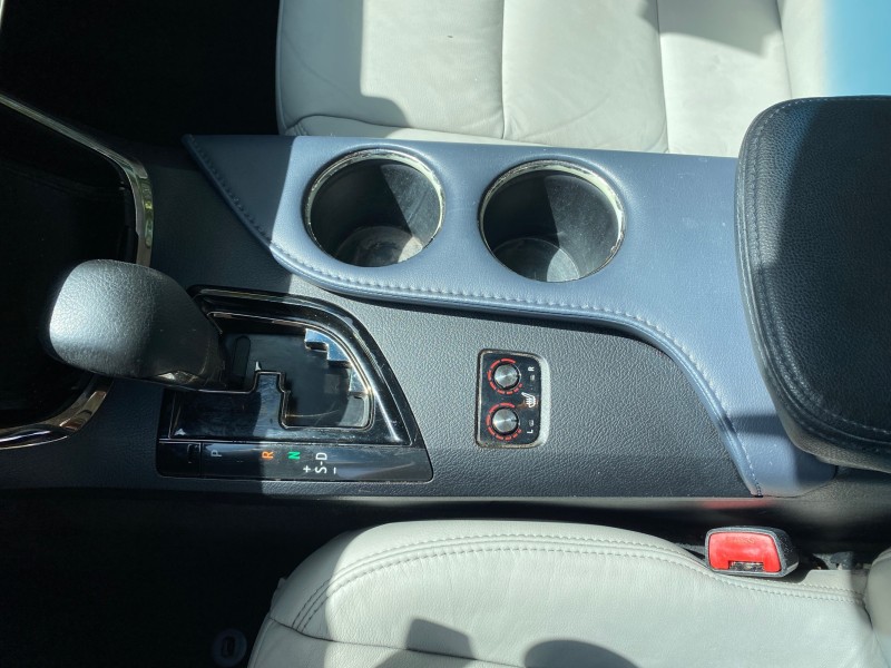 2013 Toyota Avalon XLE Premium LOW MILES 56,196 in , 