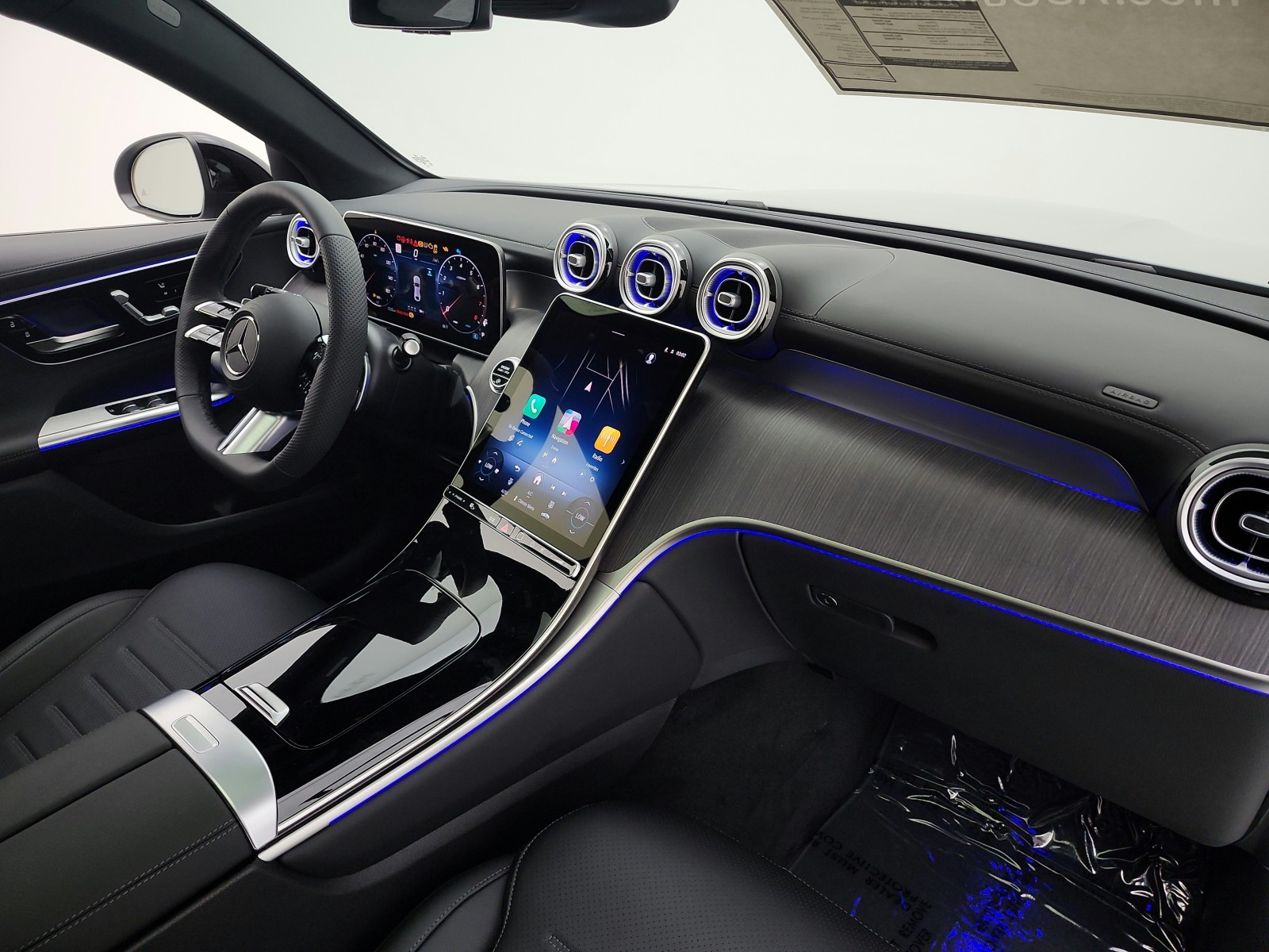 New 2026 MANUFAKTUR Alpine Grey Mercedes-Benz GLC 300 image 15