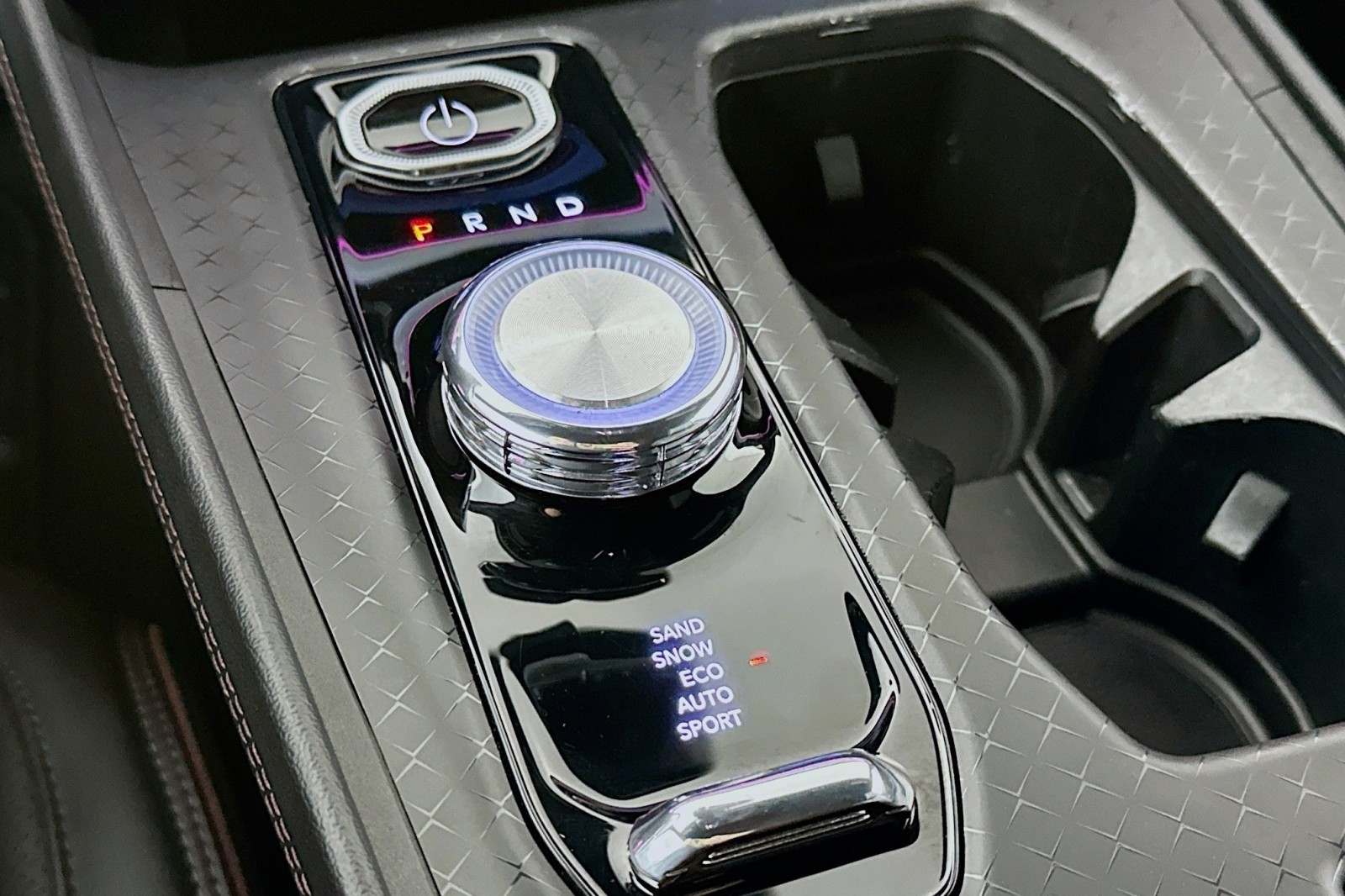 Used 2024 Diamond Black Crystal Pearlcoat Jeep Launch Edition image 7