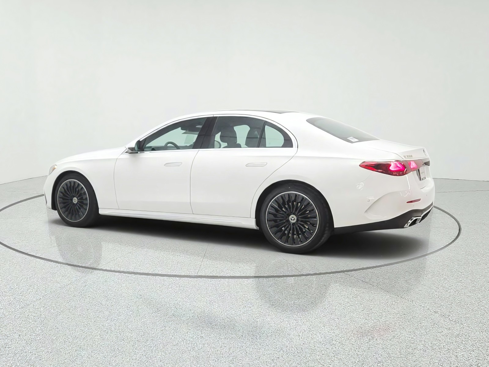 New 2027 Polar White Mercedes-Benz E 350 RWD Sedan image 7