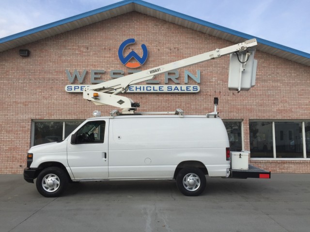 2008  E350 Bucket Van in , 