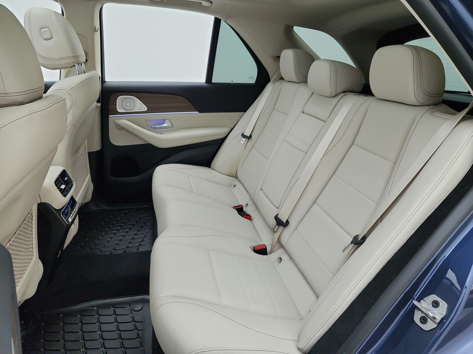 New 2026 Twilight Blue Metallic Mercedes-Benz GLE 450e image 11