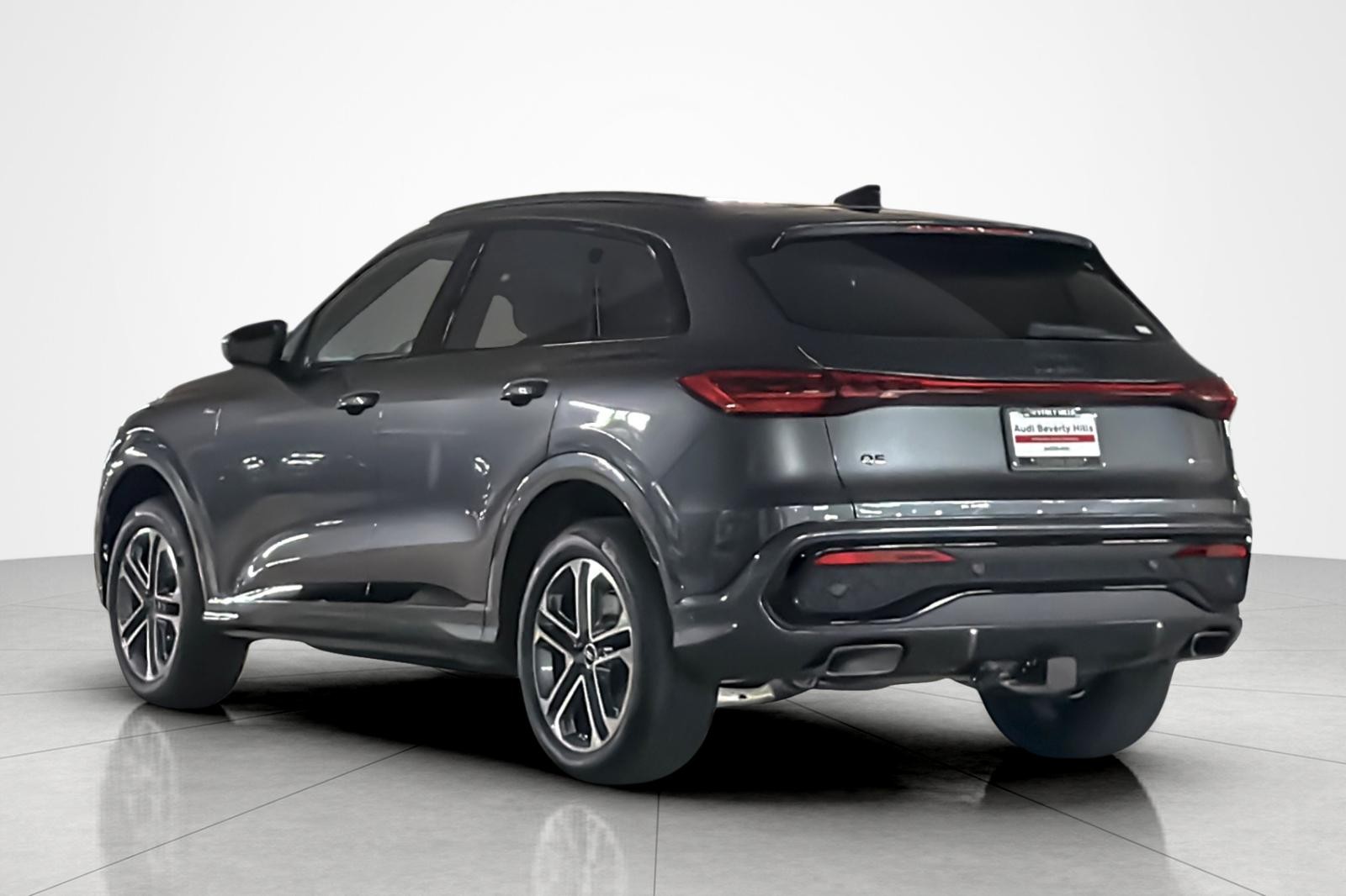 New 2026 Daytona Gray Pearl Effect Audi Premium 2.0 TFSI quattro image 4