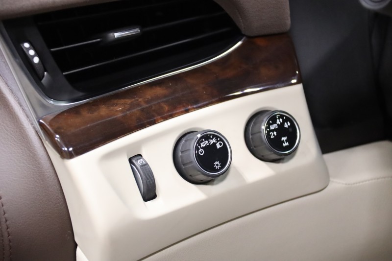 2016 Cadillac Escalade Luxury Collection 4dr Suv in , 