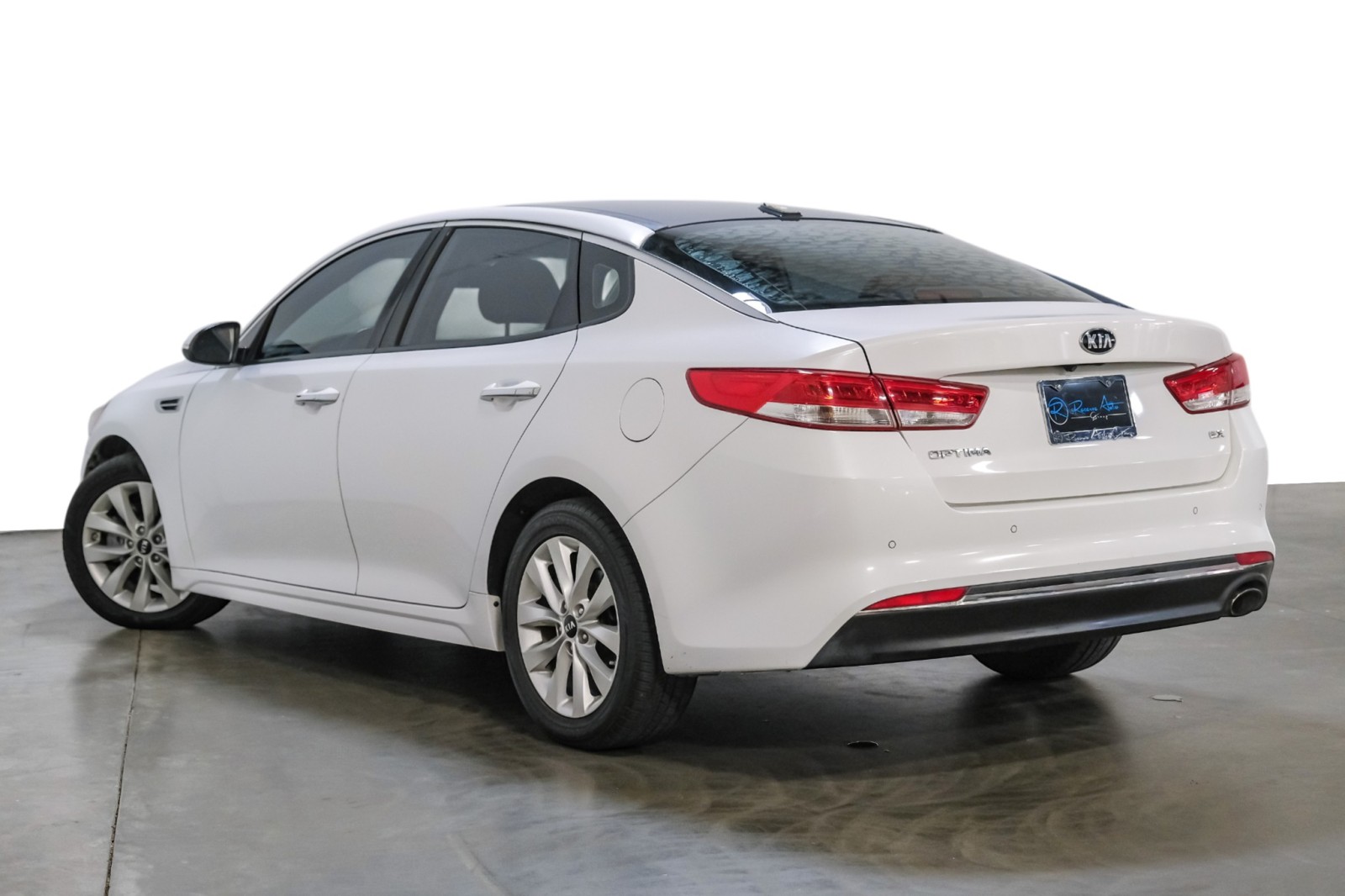 2016 Kia Optima EX 9