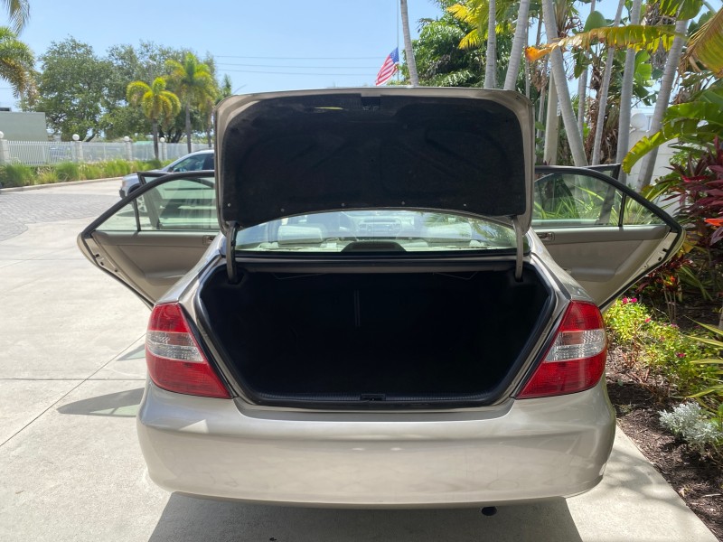 2004 Toyota Camry LE LOW MILES 58,925 1 OWNER in , 