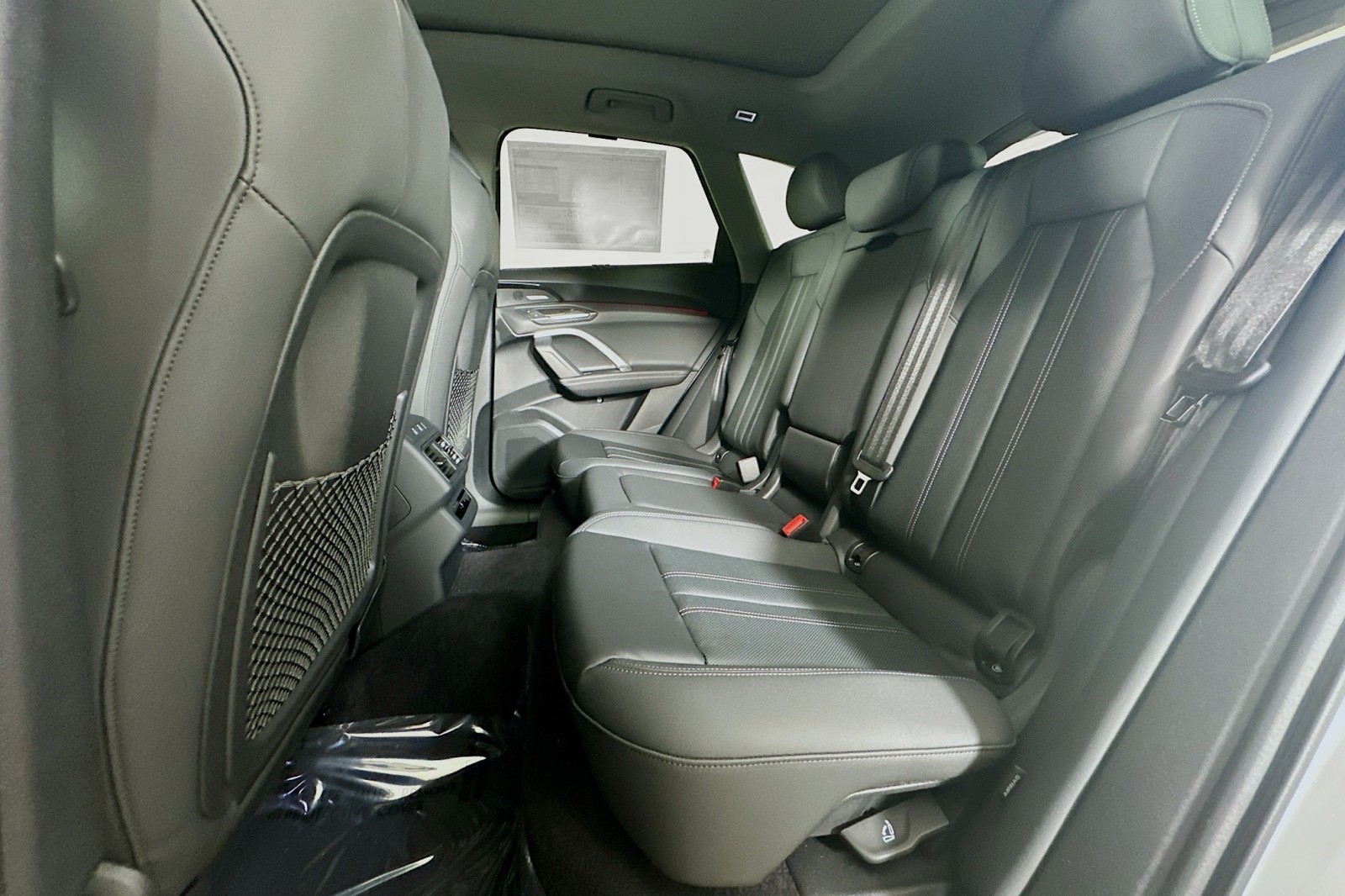 New 2025 Glacier White Metallic Audi Premium Plus image 9