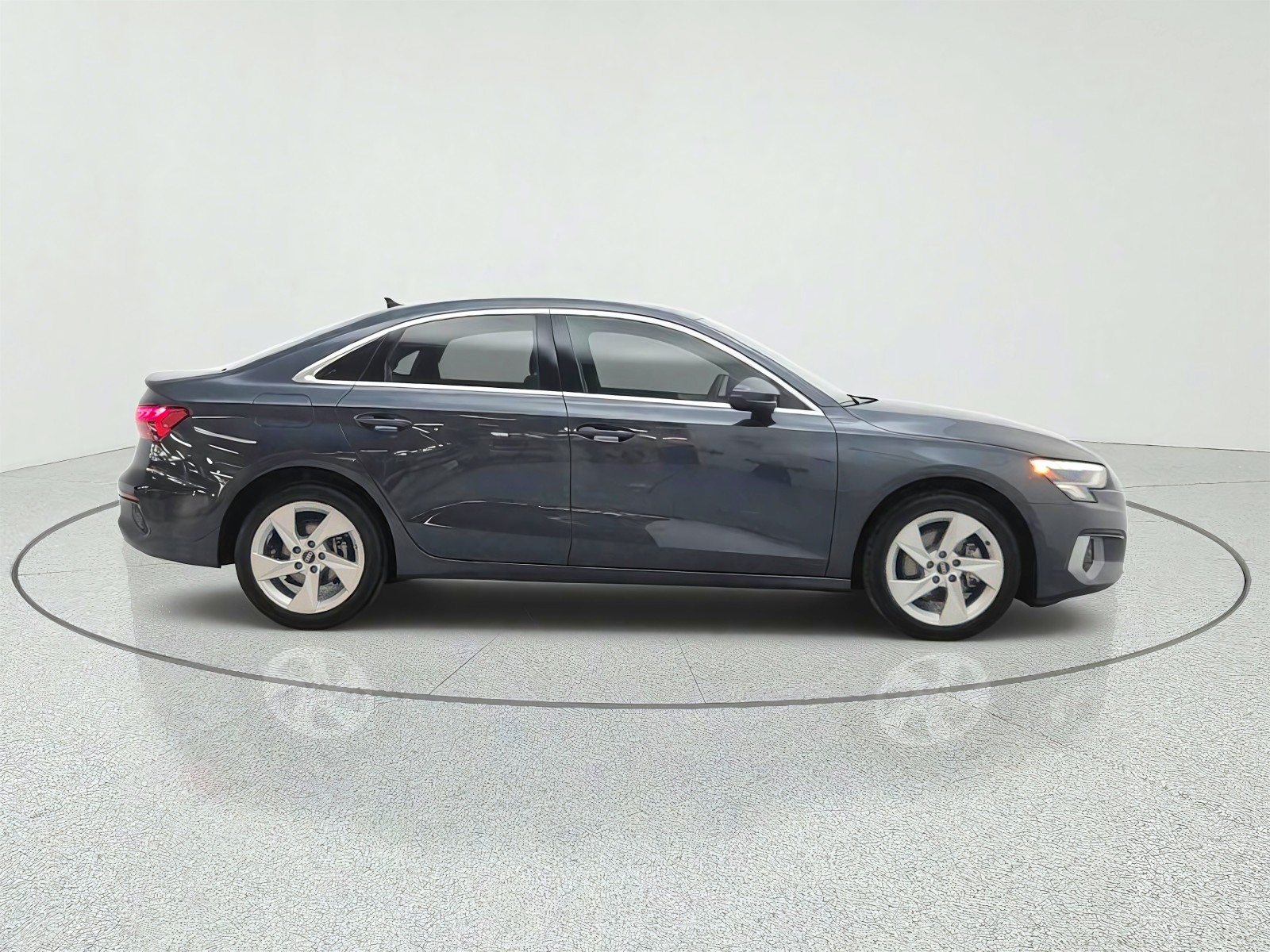 Used 2023 Manhattan Gray Metallic Audi Premium image 4