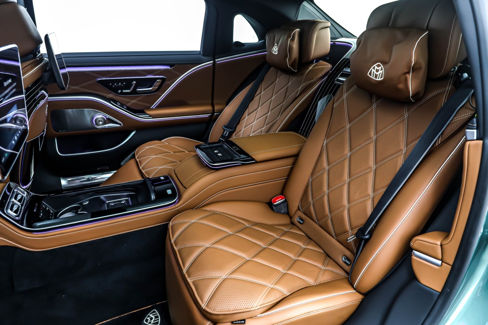 Used 2026 MOONLIGHT WHITE META Mercedes-Benz Maybach S 680 image 8