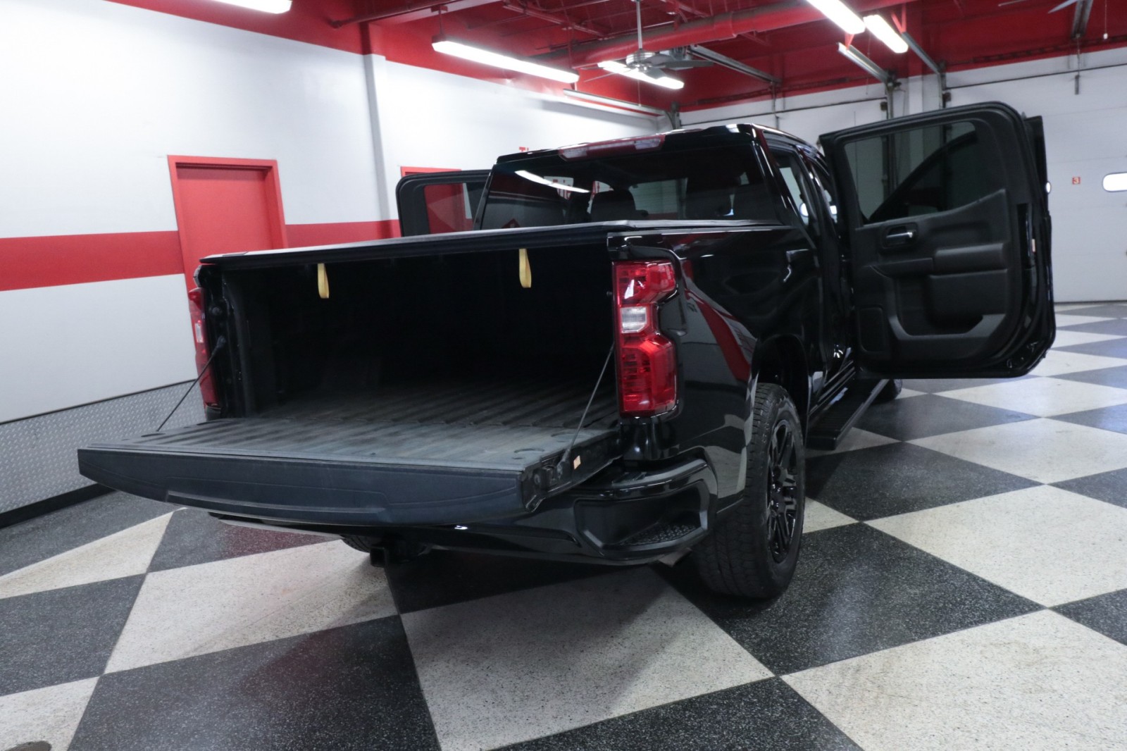 Used Car 2022 Chevrolet Silverado 1500  Custom For Sale Under $30,000 In Austin, Texas